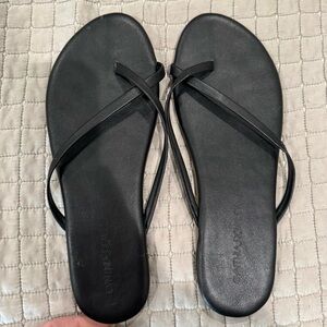 Cynthia Rowley Black strappy sandals